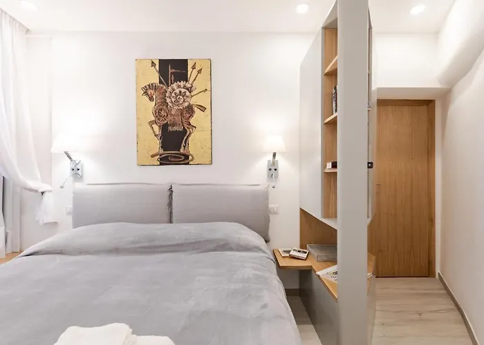 Ciancaleoni Duplex Casa Dell'artista - Monti Apartment