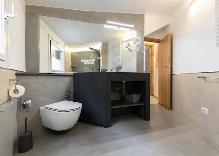 Ciancaleoni Duplex Casa Dell'artista - Monti *